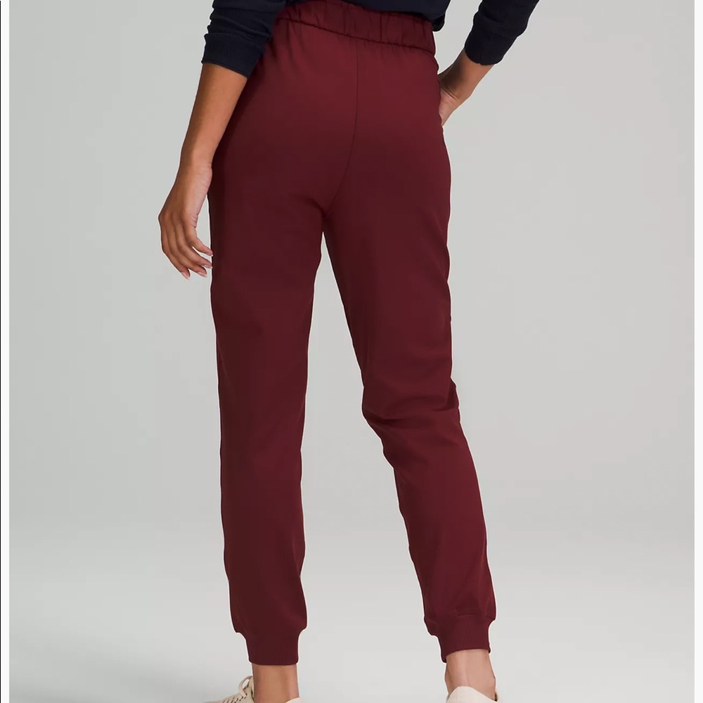 Lululemon joggers